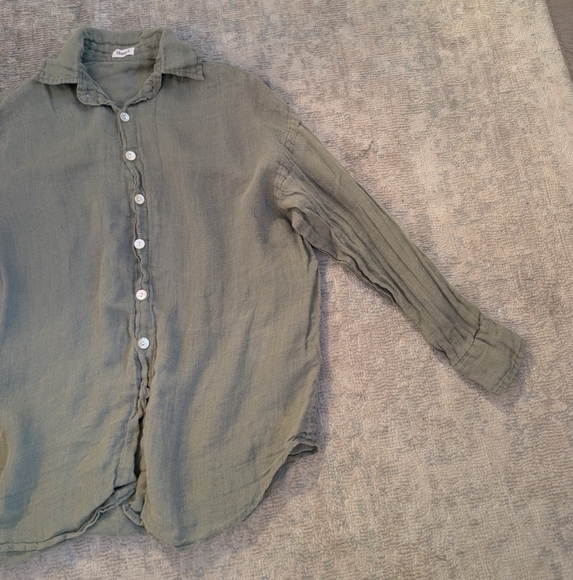 Vitamin A Playa Shirt - Picture 7 of 15